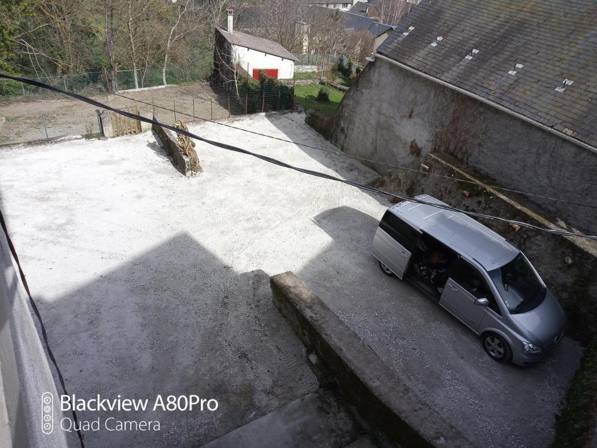 Maison Calme Et Lumineuse Cierp Exterior foto